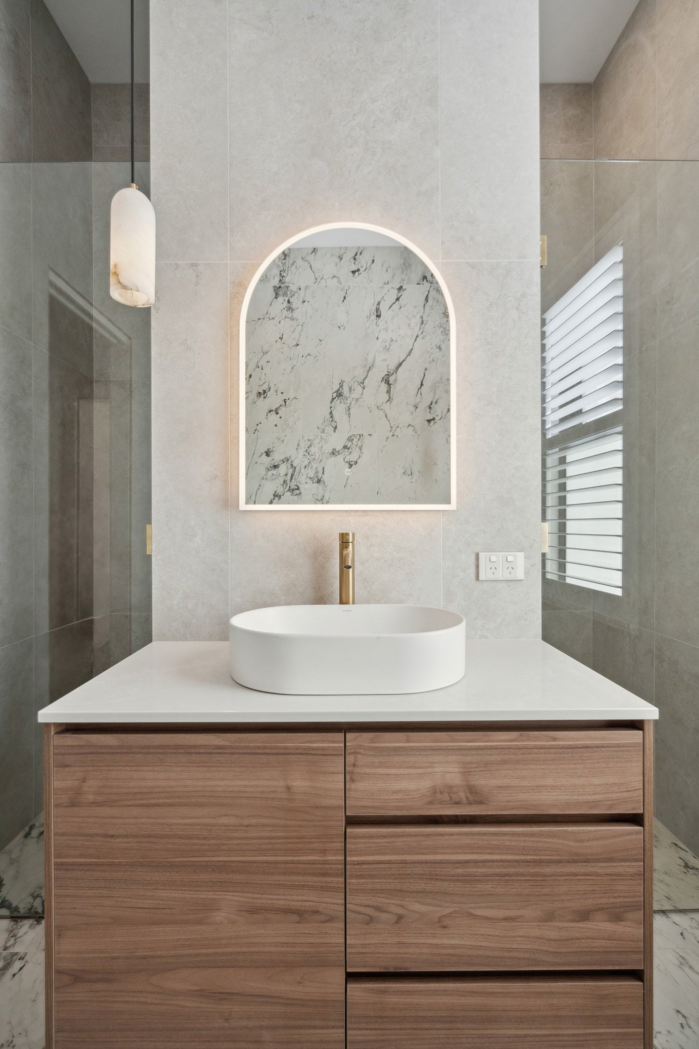 HALO 6080 Arched LED Mirror